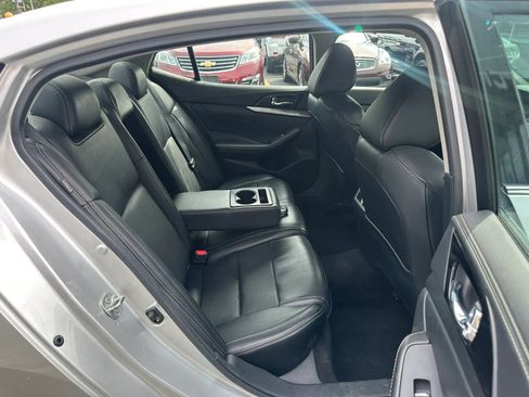 Used 2021 Nissan Maxima 3.5 SV w/ Floor Mat Group FWD image 16