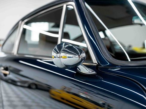 Used 1990 Porsche 911 Carrera image 16