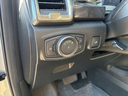 Used 2020 Ford Ranger Lariat w/ Equipment Group 501A Mid image 16