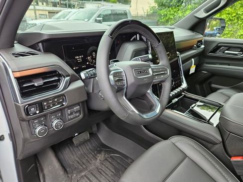 New 2026 GMC Yukon XL Denali w/ Advanced Technology Package AWD/4WD image 23