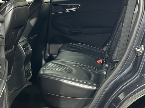 Used 2024 Ford Edge Titanium AWD/4WD image 45