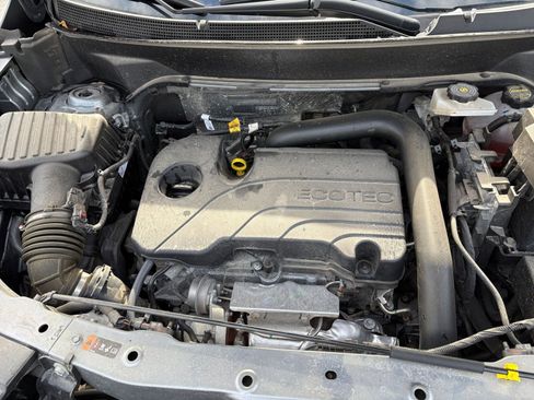 Used 2025 Chevrolet Equinox LT image 30