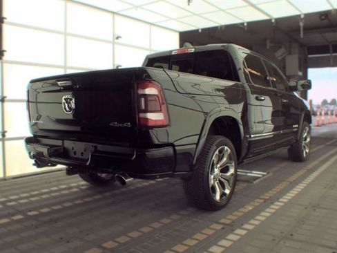 Used 2022 RAM 1500 Limited AWD/4WD image 2