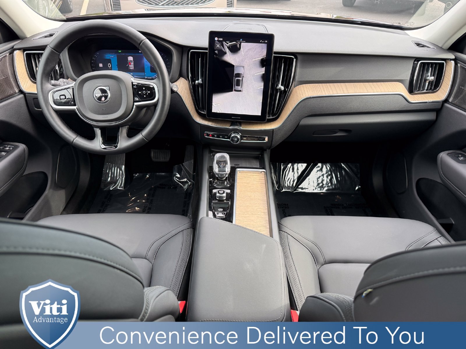 Used 2026 Volvo XC60 B5 Plus w/ Protection Package Premier AWD/4WD image 2