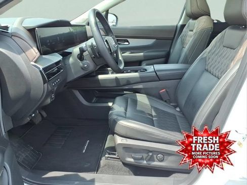 Used 2025 Nissan Murano Platinum w/ Cargo Package AWD/4WD image 18
