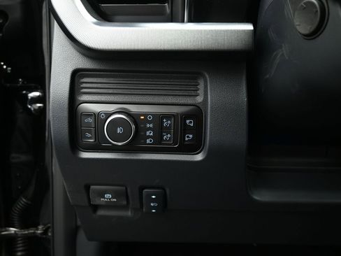 New 2026 Ford F250 Platinum image 11