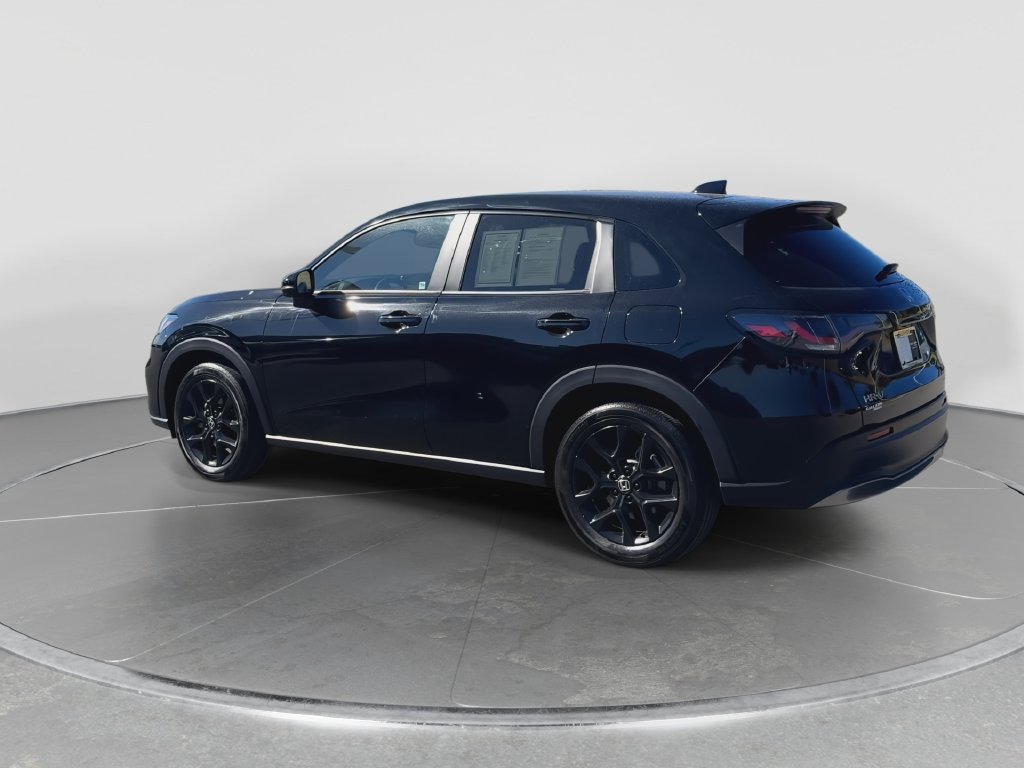 Used 2025 Honda HR-V Sport image 6