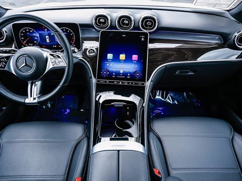 Certified 2025 Mercedes-Benz GLC 300 image 10