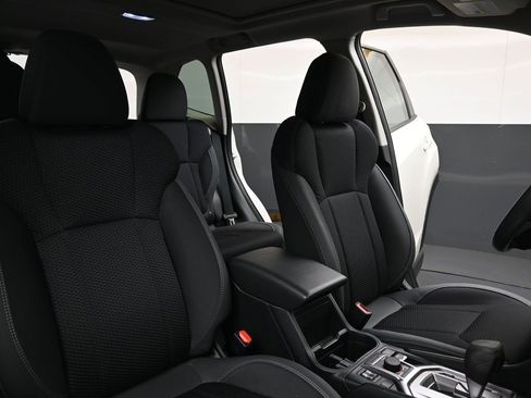 Certified 2023 Subaru Forester Premium image 13