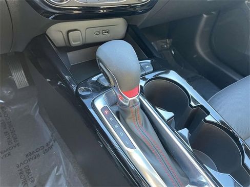 Used 2024 Chevrolet Trax RS w/ Driver Confidence Package image 21