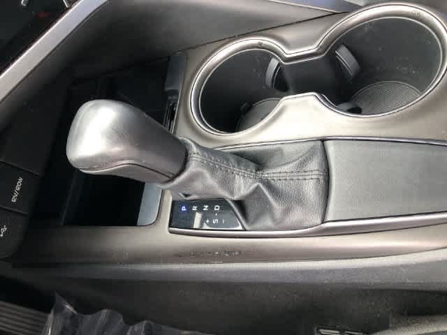 Used 2021 Toyota Camry SE FWD image 26