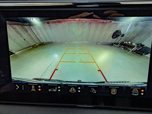 Used 2025 GMC Sierra 2500 AT4 w/ AT4 Premium Plus Package image 22