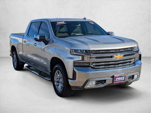Used 2019 Chevrolet Silverado 1500 LTZ w/ LTZ Convenience Package image 3