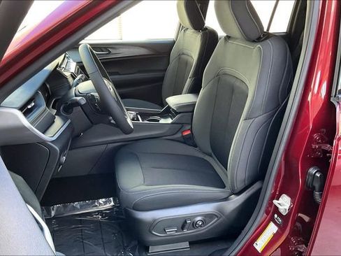 New 2026 Jeep Grand Cherokee Laredo X AWD/4WD image 8