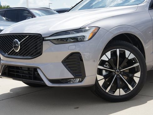 New 2026 Volvo XC60 B5 Plus w/ Protection Package Premier image 6