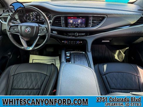 Used 2024 Buick Enclave Avenir w/ Avenir Technology Package AWD/4WD image 8