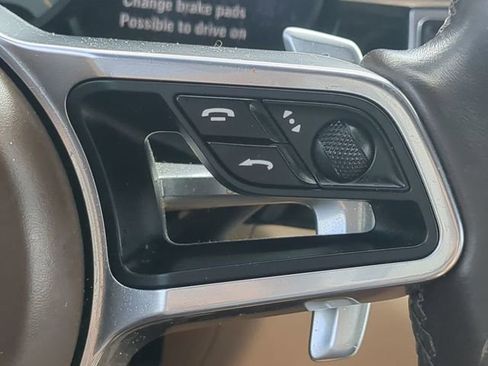 Used 2016 Porsche Macan S image 23