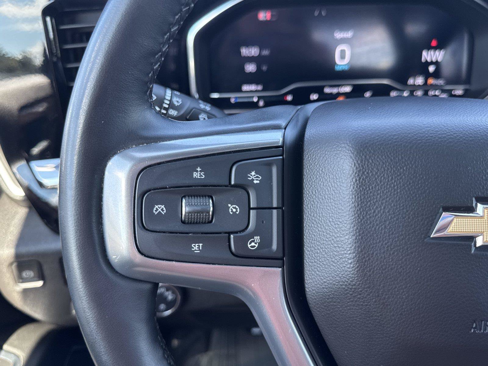 Used 2024 Chevrolet Silverado 1500 LT AWD/4WD image 19