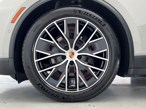 New 2026 Porsche Macan 4 Electric AWD/4WD image 27