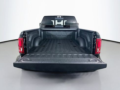 New 2025 RAM 2500 Limited w/ Towing Technology Group image 16