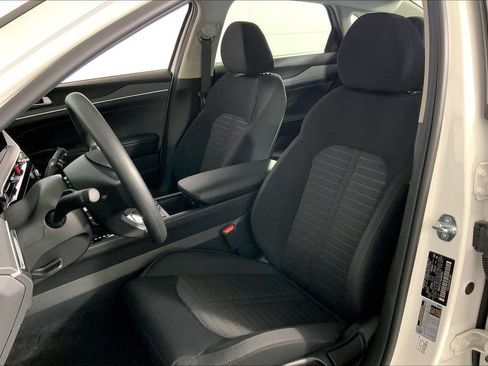 Certified 2025 Kia K5 LXS FWD image 22