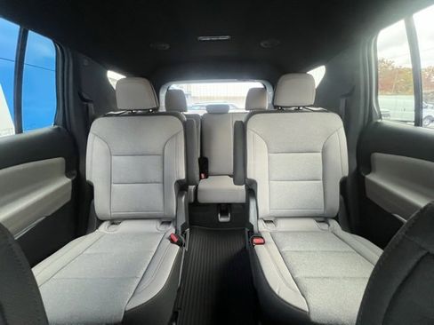 New 2026 Chevrolet Traverse LT w/ LPO, Floor Liner Package image 28