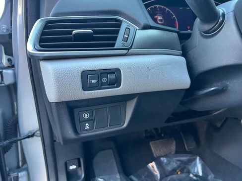 Used 2018 Honda Accord LX image 15