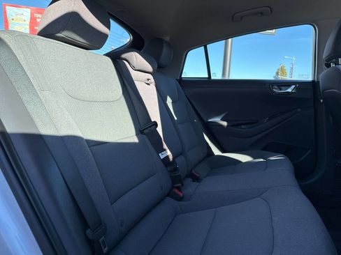 Used 2021 Hyundai Ioniq SE image 19