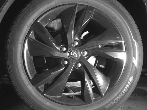 Used 2024 Buick Encore GX Sport Touring FWD image 14