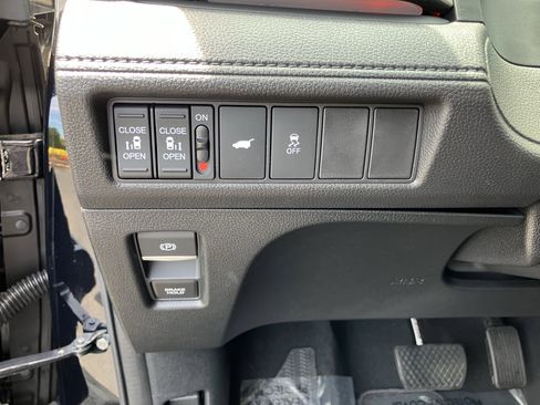 Certified 2026 Honda Odyssey Sport-L image 19