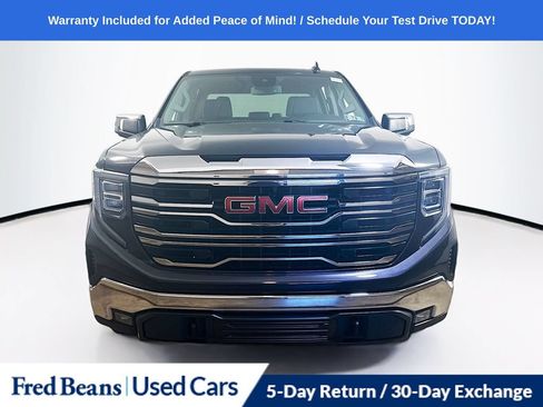Used 2025 GMC Sierra 1500 SLT AWD/4WD image 2
