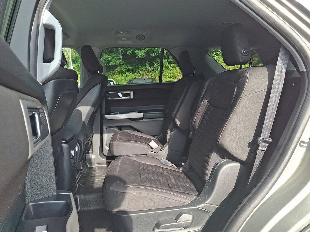 Used 2020 Ford Explorer XLT AWD/4WD image 10