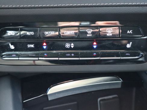 Used 2023 Buick Envision Preferred image 20