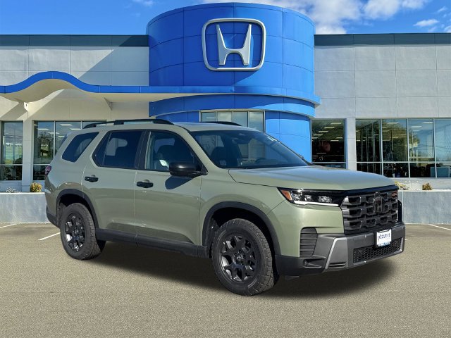 New 2026 Honda Pilot TrailSport image 1