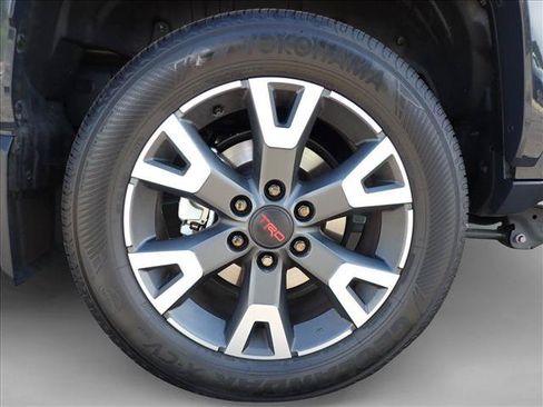 Certified 2025 Toyota 4Runner TRD Sport AWD/4WD image 7