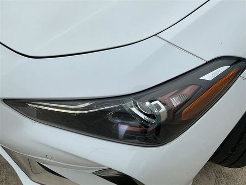 Used 2019 Genesis G70 2.0T Advanced w/ Sport Package image 20