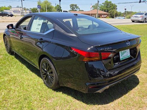 New 2026 Nissan Altima 2.5 SV FWD image 10