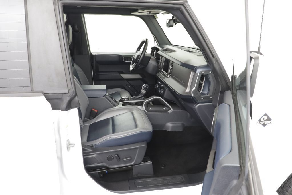 Used 2023 Ford Bronco Outer Banks AWD/4WD image 19