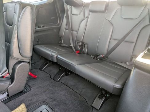 Used 2023 Kia Telluride EX w/ EX Captain's Chair Package image 30