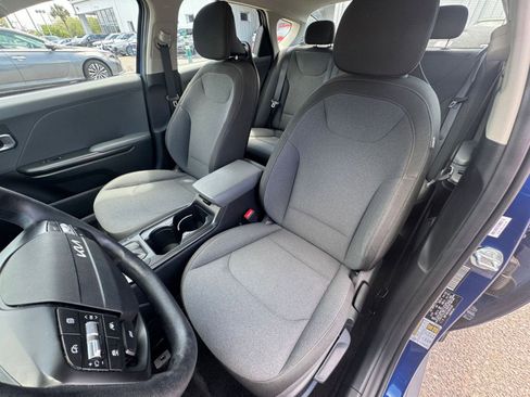 Used 2025 Kia K4 FWD image 35