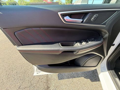 Used 2024 Ford Edge ST-Line AWD/4WD image 15