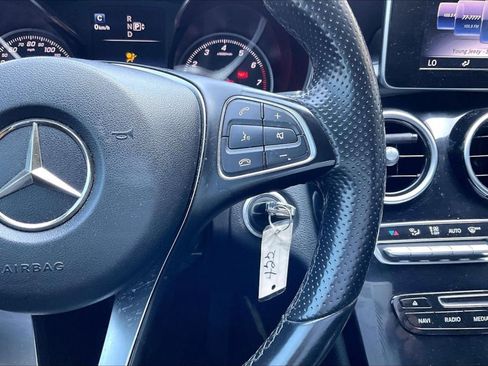 Used 2015 Mercedes-Benz C 300 Sedan image 19