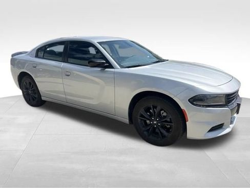 Used 2023 Dodge Charger SXT w/ Blacktop Package AWD/4WD image 8