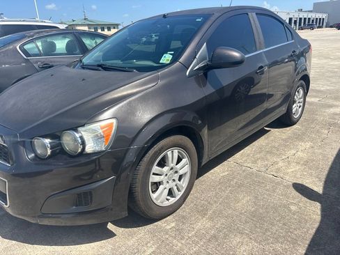 Used 2016 Chevrolet Sonic LT FWD image 21