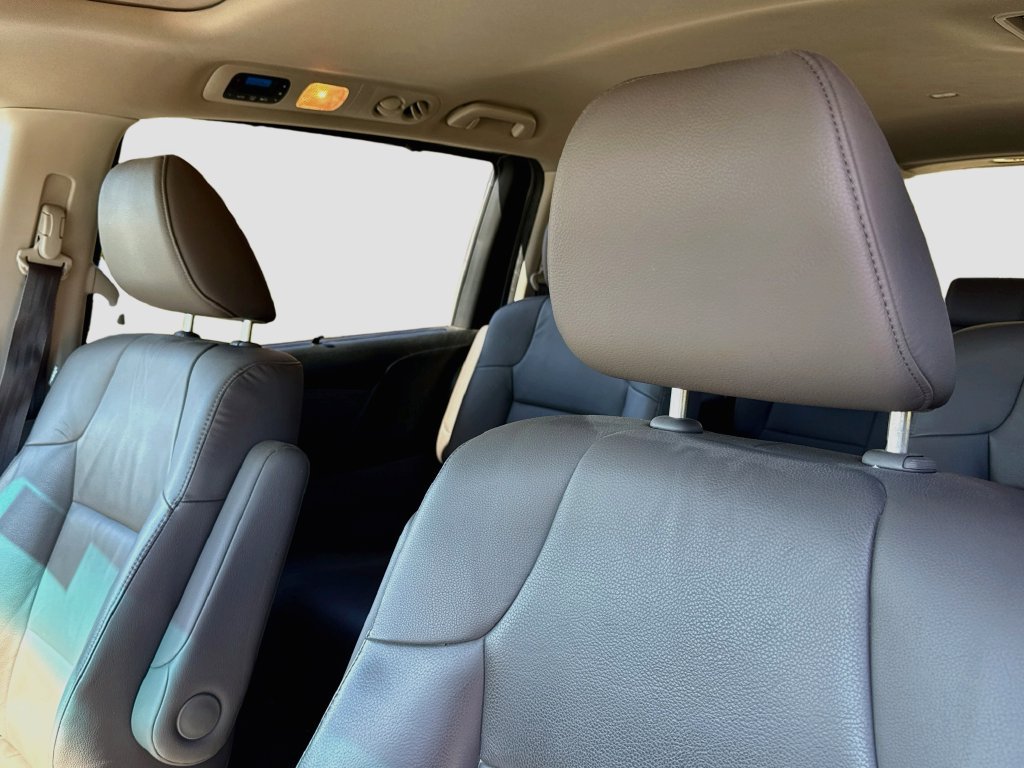 Used 2012 Honda Odyssey EX-L image 11