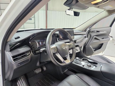 Used 2025 INFINITI QX60 Pure image 18