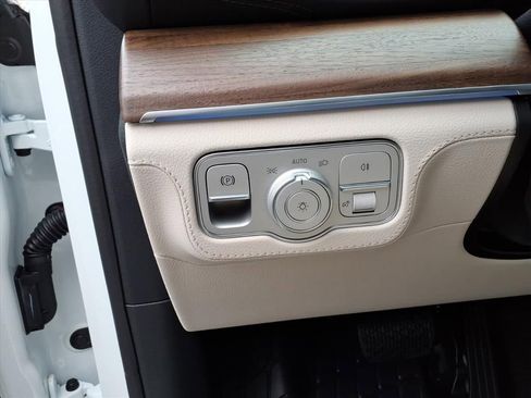 New 2026 Mercedes-Benz GLE 350 4MATIC image 17