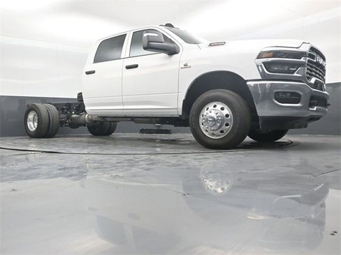 New 2026 RAM 3500 Tradesman w/ Chrome Appearance Group image 37