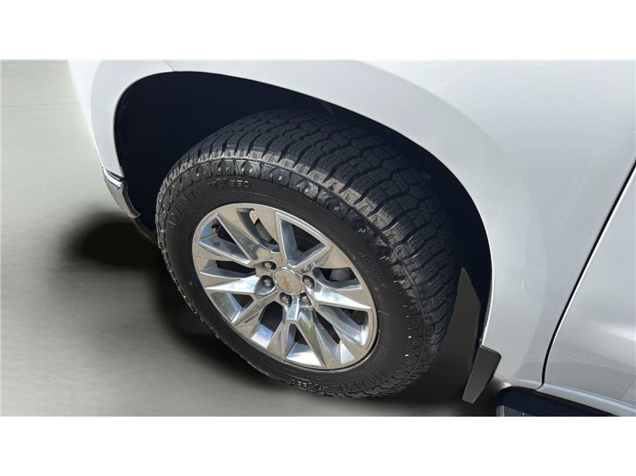Used 2021 Chevrolet Silverado 1500 LTZ w/ LTZ Premium Package AWD/4WD image 14