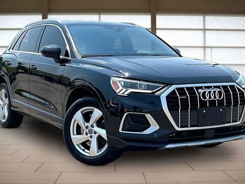 Used 2020 Audi Q3 2.0T Premium Plus w/ Premium Plus Package AWD/4WD image 12